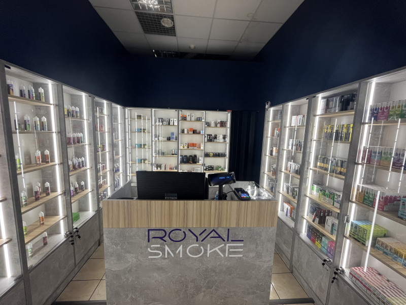 RoyalSmoke